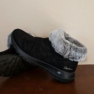 Skechers botties- Women's